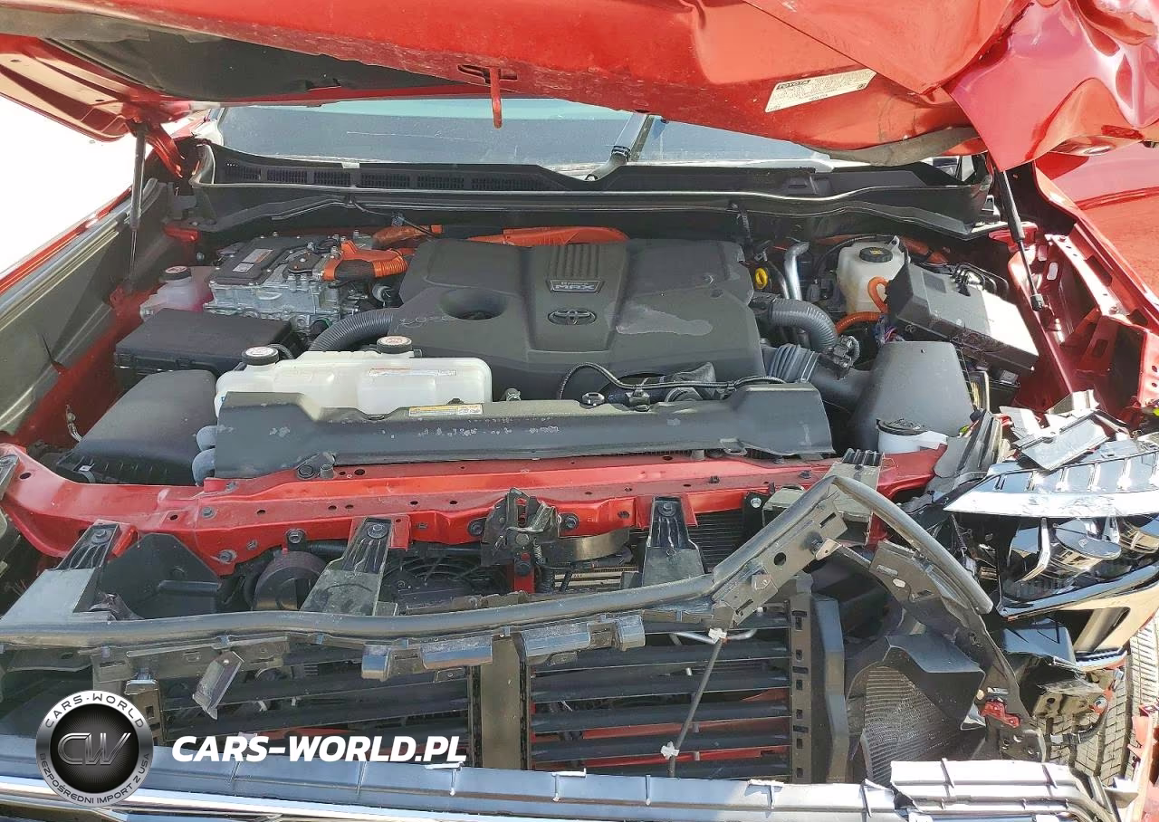 2025 Toyota Sequoia Platinum VIN:7SVAAABA5SX052933 - 12