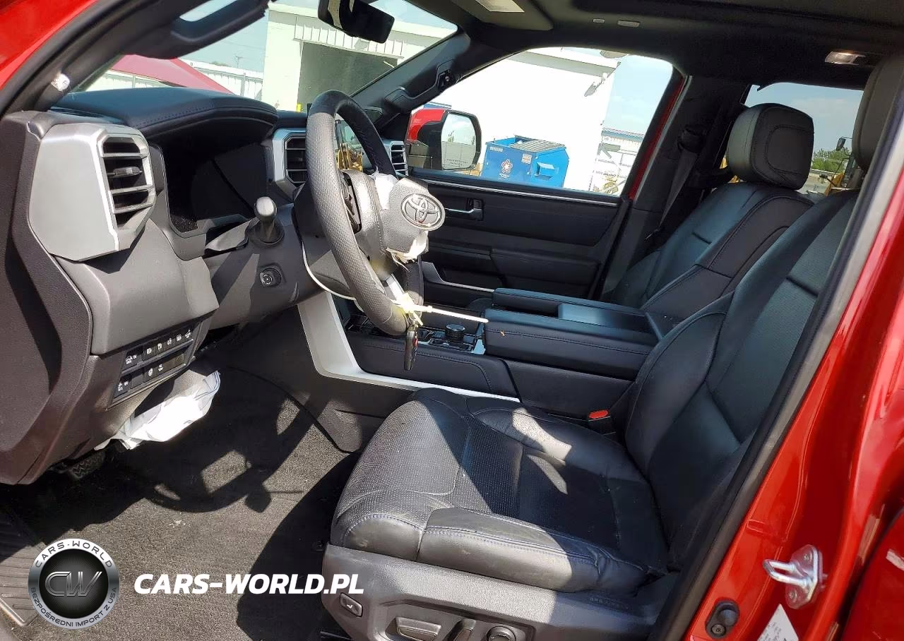 2025 Toyota Sequoia Platinum VIN:7SVAAABA5SX052933 - 7