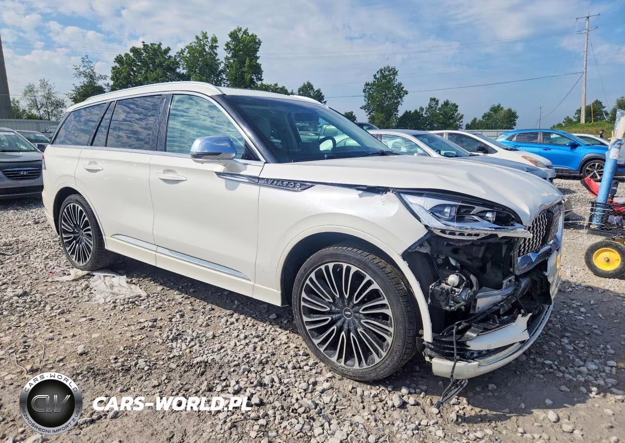 2020 Lincoln Aviator Black Label VIN:5LM5J9XC9LGL29419 - 4