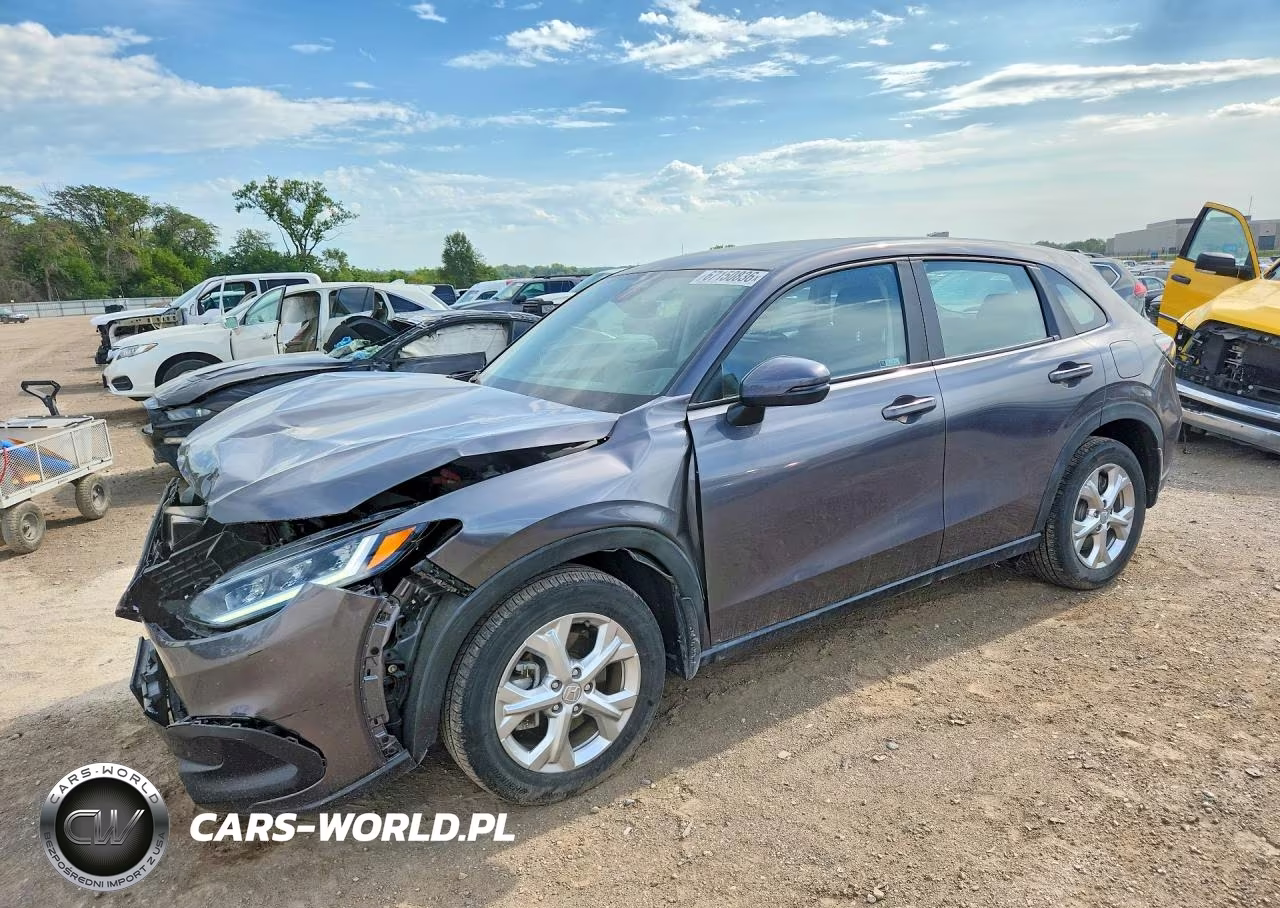 2024 Honda Hr-V Lx VIN:3CZRZ2H33RM702924 - 1