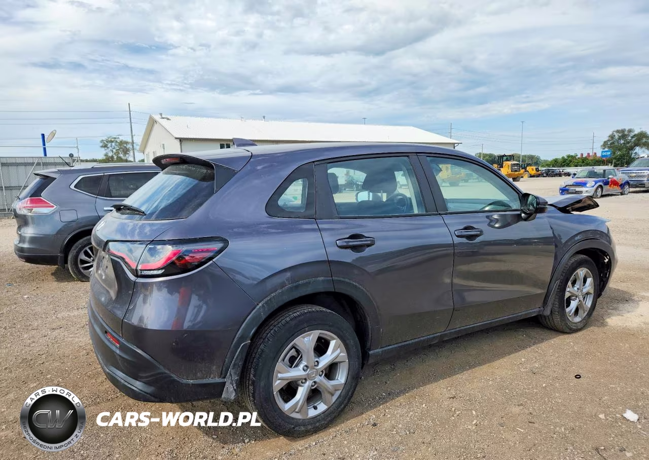 2024 Honda Hr-V Lx VIN:3CZRZ2H33RM702924 - 3