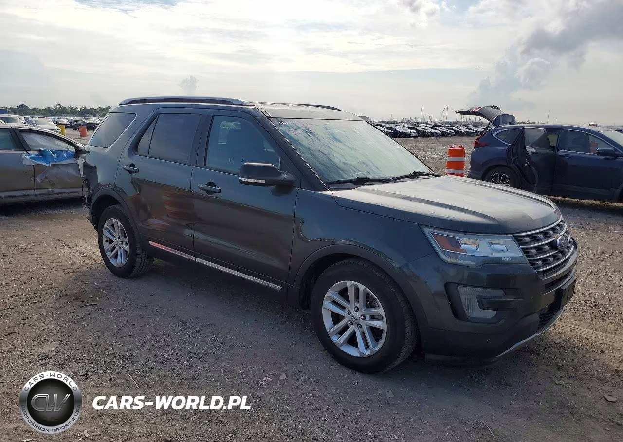2016 Ford Explorer Xlt VIN:1FM5K7D81GGB61415 - 4