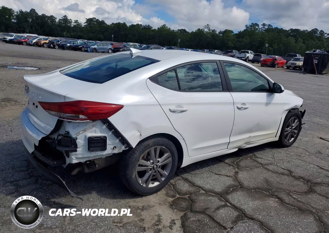 2017 Hyundai Elantra Value Edition VIN:5NPD84LF0HH202708 - 3