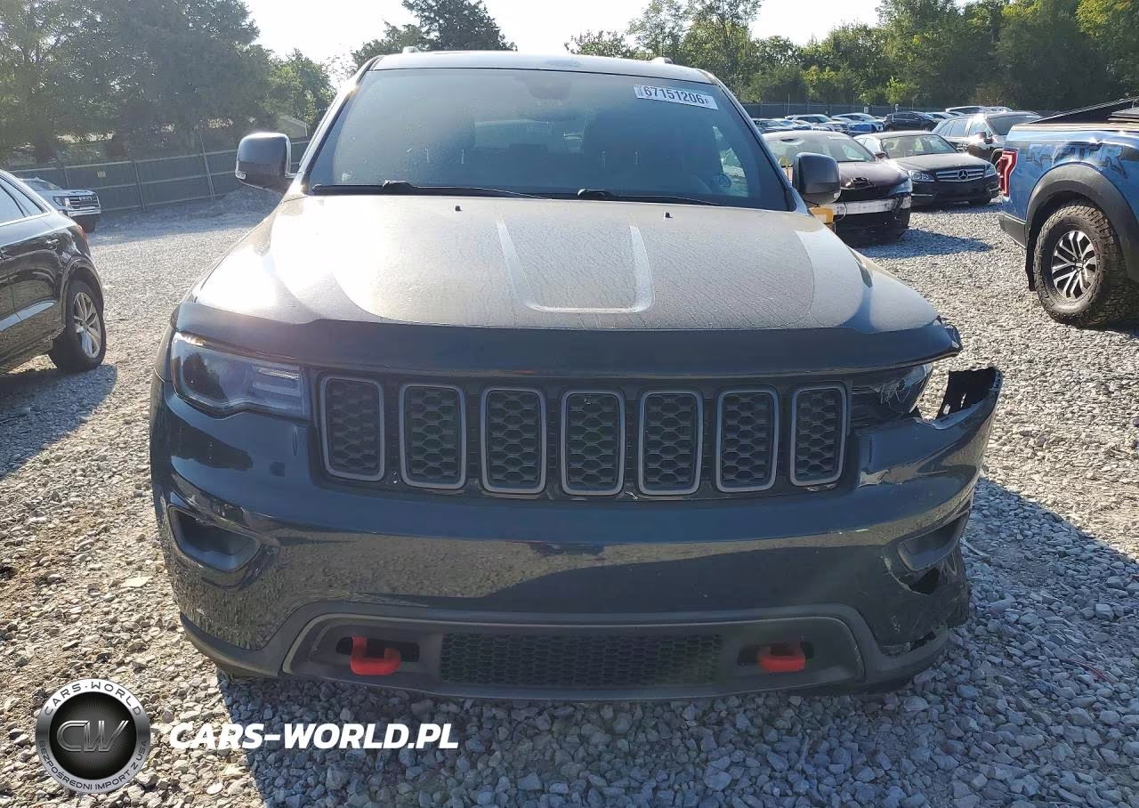 2017 Jeep Grand Cherokee Trailhawk VIN:1C4RJFLG5HC889856 - 5