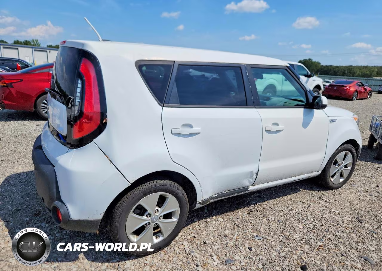 2015 Kia Soul Base VIN:KNDJN2A24F7226818 - 3