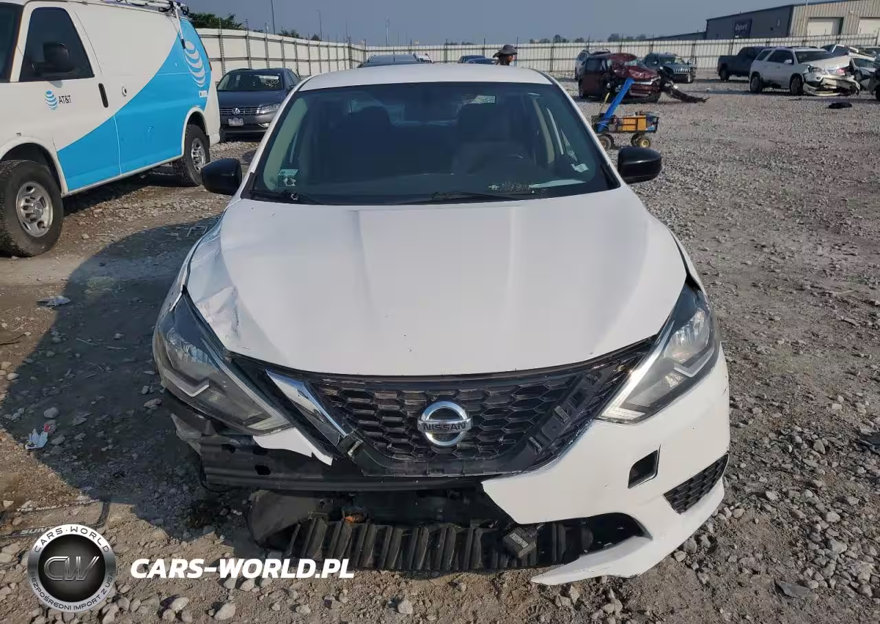 2018 Nissan Sentra S VIN:3N1AB7AP8JY232309 - 5