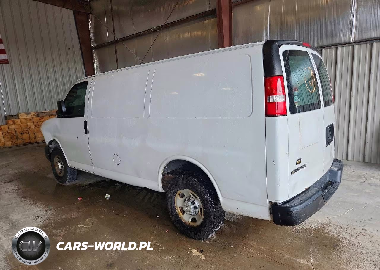 2020 Chevrolet Express G2500 VIN:1GCWGAFG8L1195246 - 2