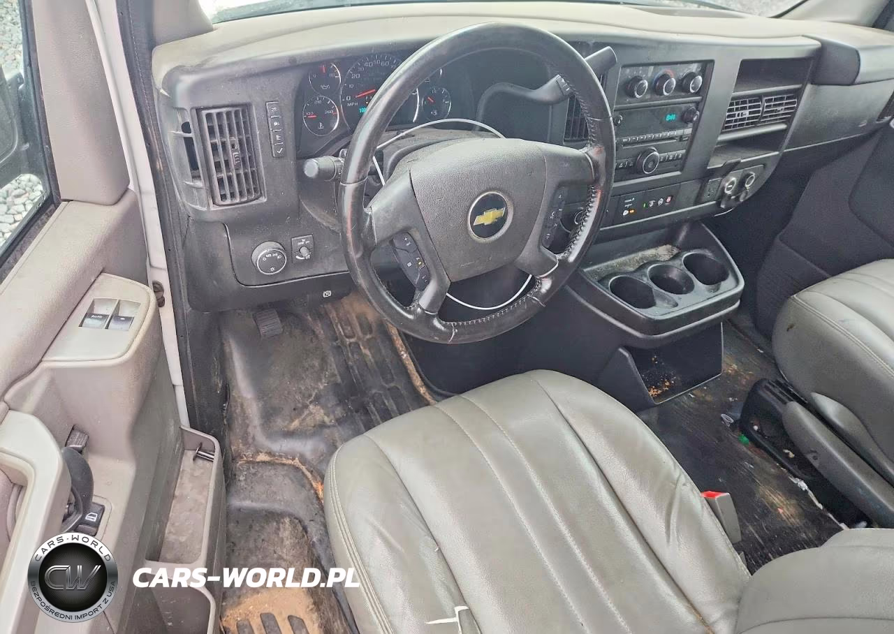 2020 Chevrolet Express G2500 VIN:1GCWGAFG8L1195246 - 8