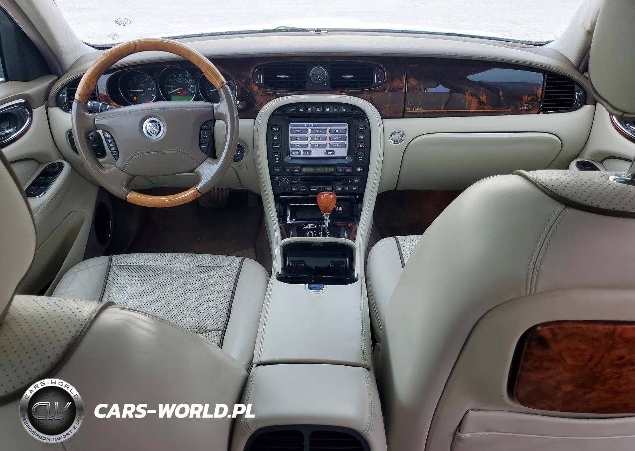 2008 Jaguar Xj Vanden Plas VIN:SAJWA82B68SH28396 - 8