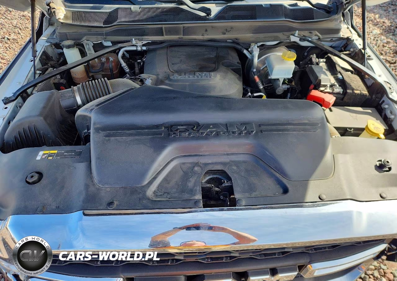 2020 Ram 2500 VIN:3C6UR4CJ3LG296996 - 12