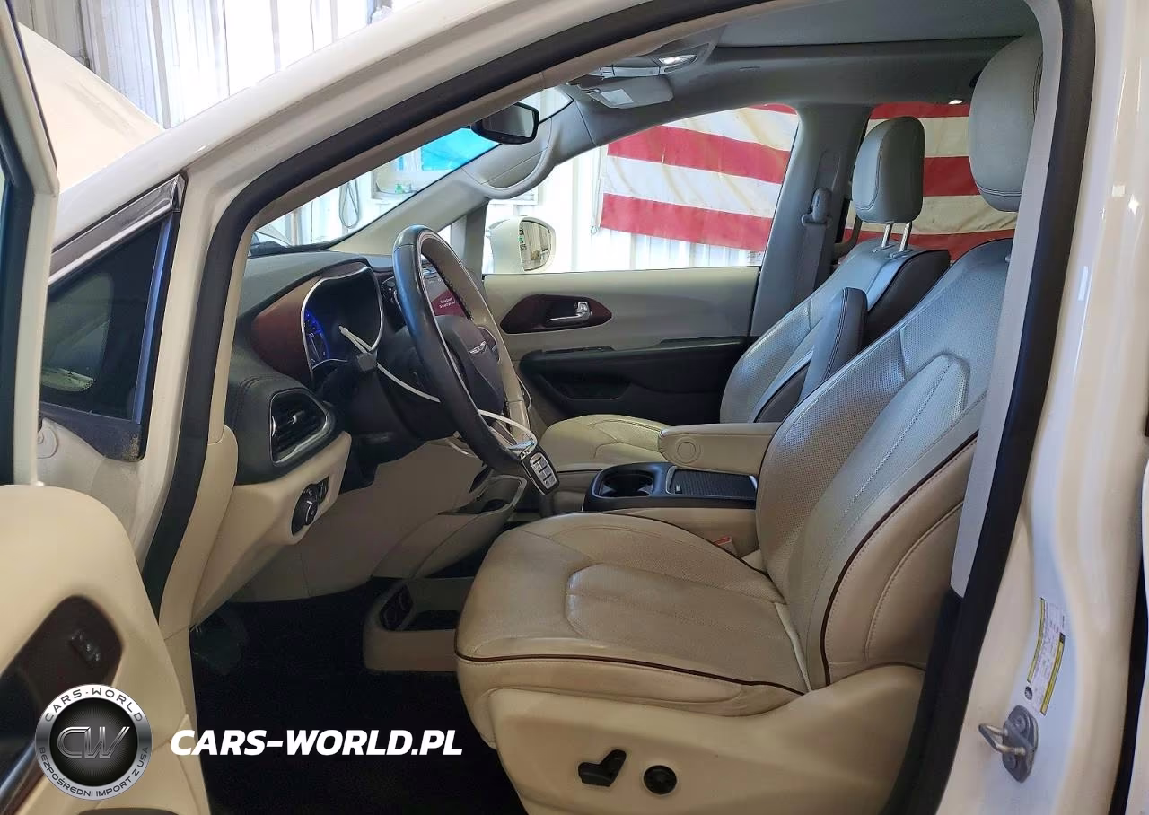 2020 Chrysler Pacifica Limited VIN:2C4RC1GG6LR171529 - 7