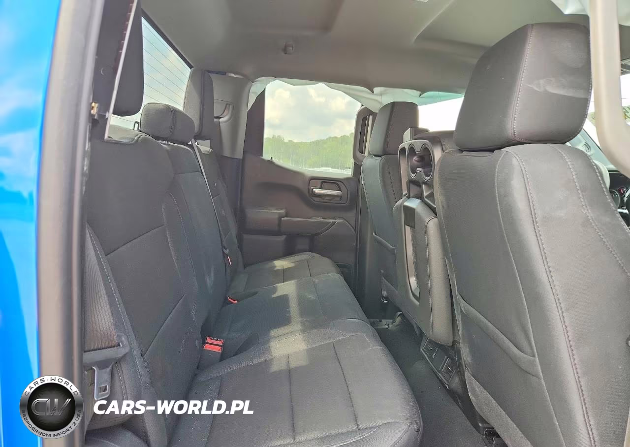 2026 Chevrolet Silverado K1500 Custom VIN:1GCRKBEK7TZ134799 - 10