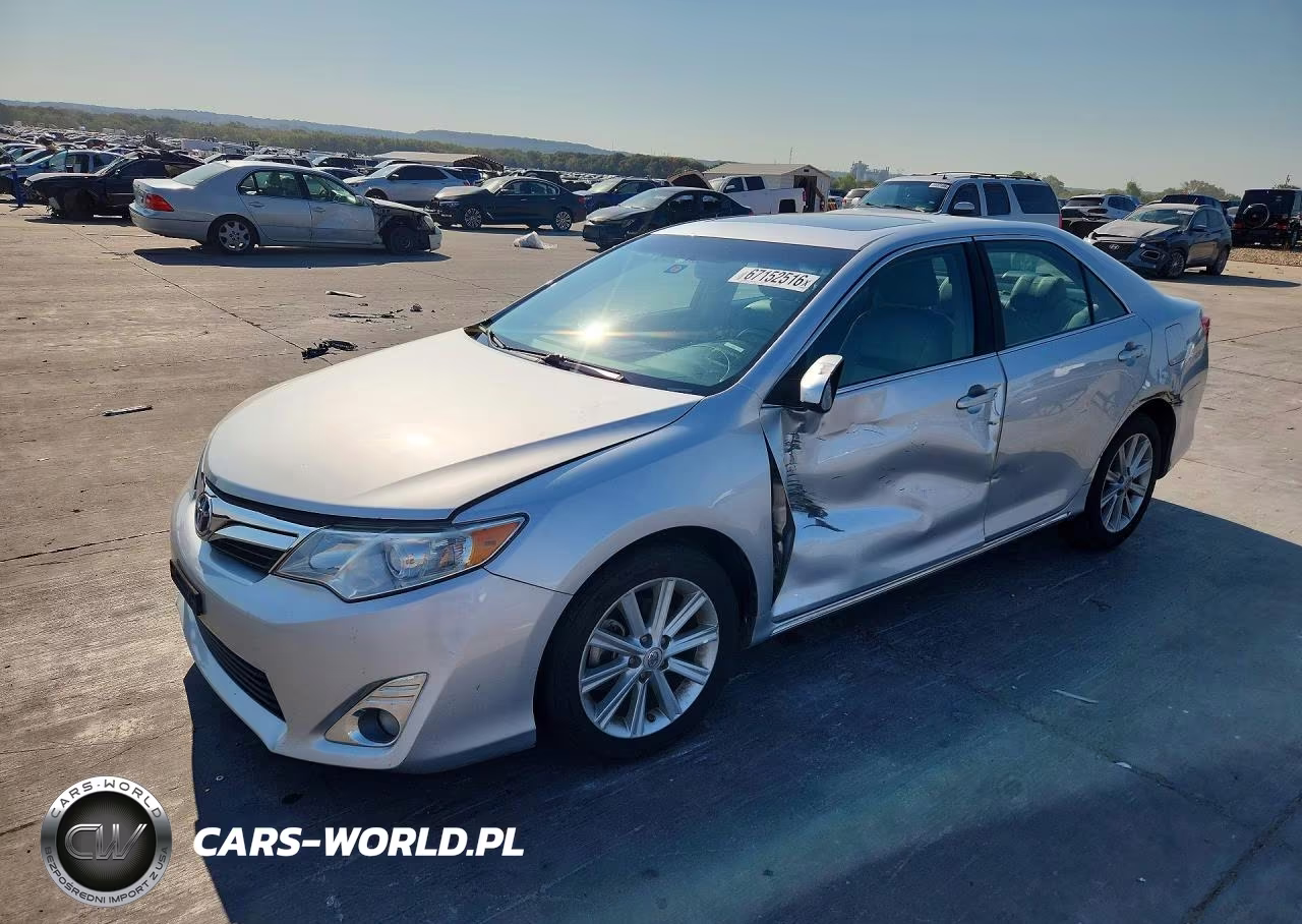 2012 Toyota Camry Xle – zdjęcie 1 z 12
