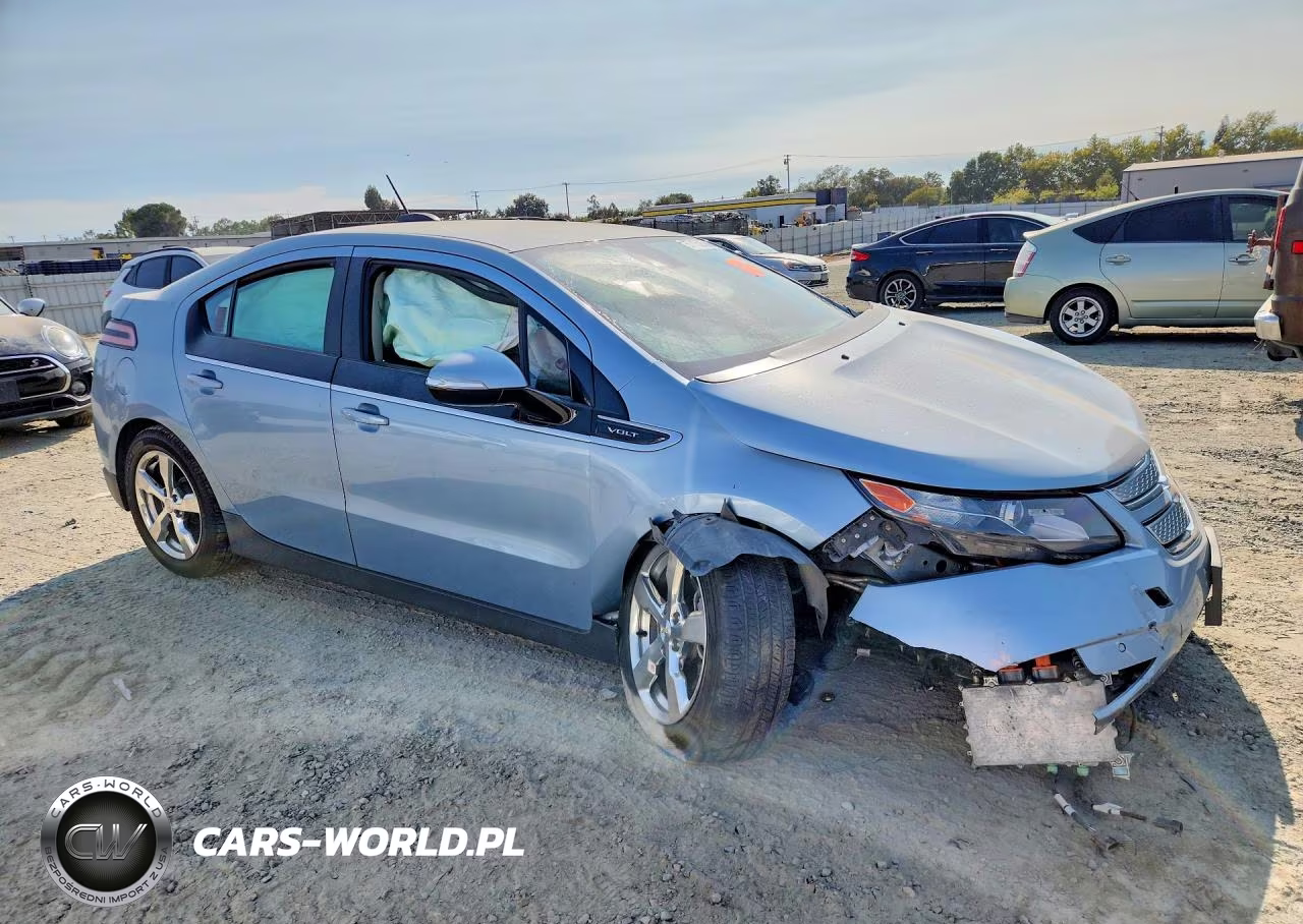 2015 Chevrolet Volt VIN:1G1RD6E48FU130192 - 4