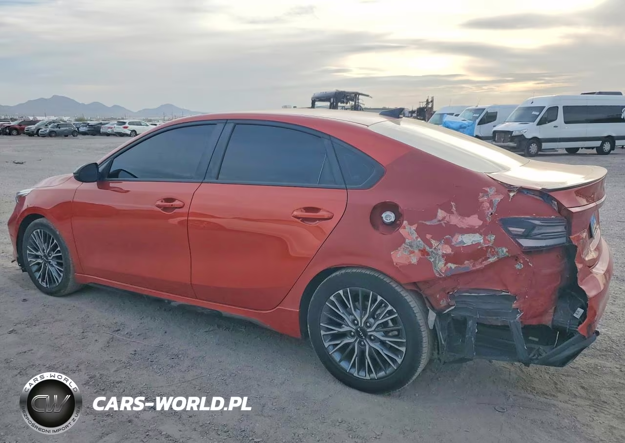 2022 Kia Forte Gt Line VIN:3KPF54AD4NE439995 - 2