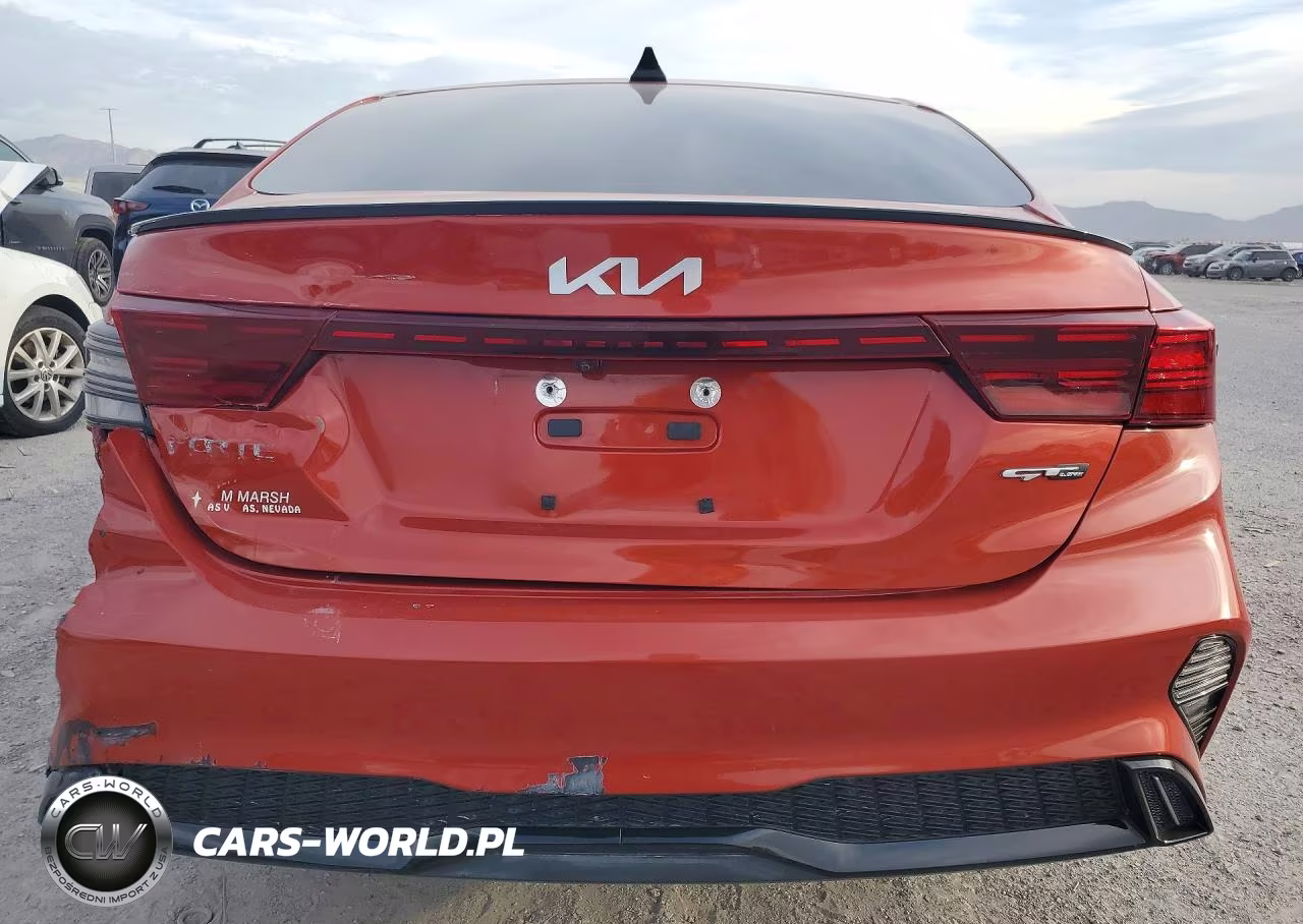 2022 Kia Forte Gt Line VIN:3KPF54AD4NE439995 - 6