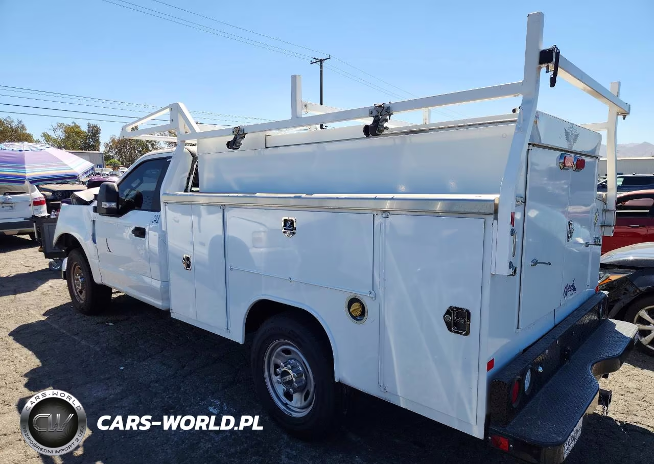 2020 Ford F350 Super Duty VIN:1FDRF3E6XLEC75754 - 2