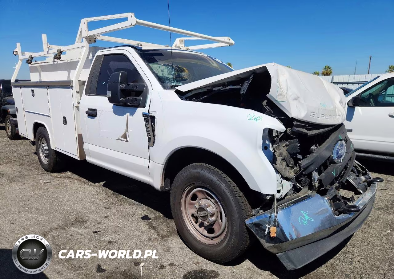 2020 Ford F350 Super Duty VIN:1FDRF3E6XLEC75754 - 4