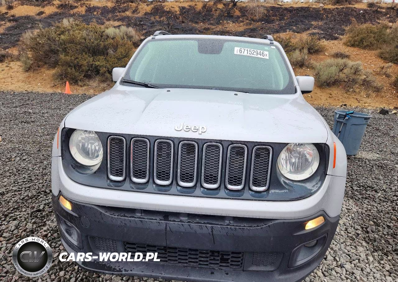 2018 Jeep Renegade Latitude VIN:ZACCJBBB4JPG77133 - 5