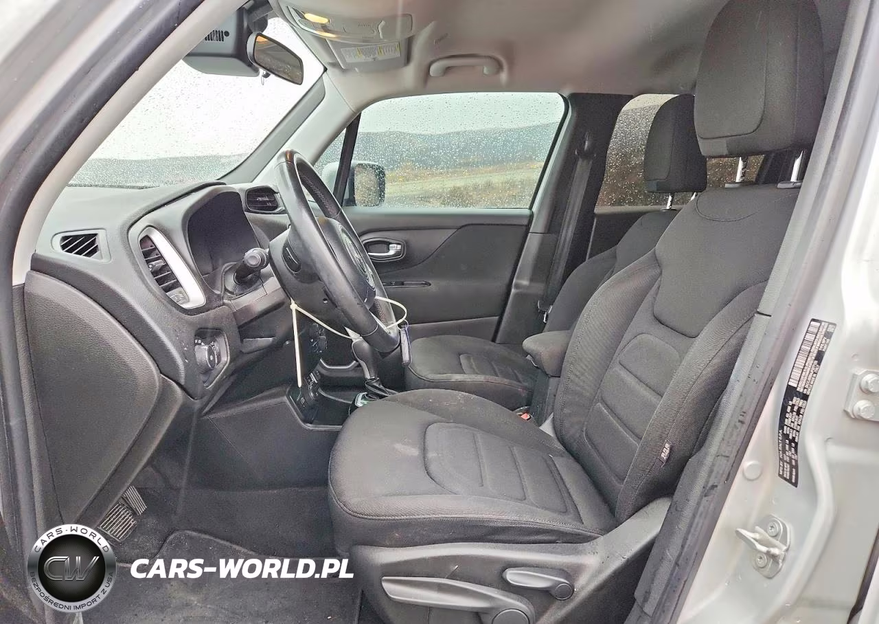 2018 Jeep Renegade Latitude VIN:ZACCJBBB4JPG77133 - 7