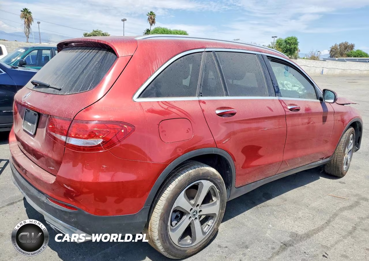 2018 Mercedes-Benz Glc 300 VIN:WDC0G4JB1JV098117 - 3