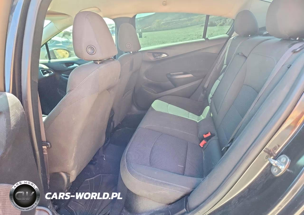2017 Chevrolet Cruze Lt VIN:1G1BE5SM8H7237001 - 10