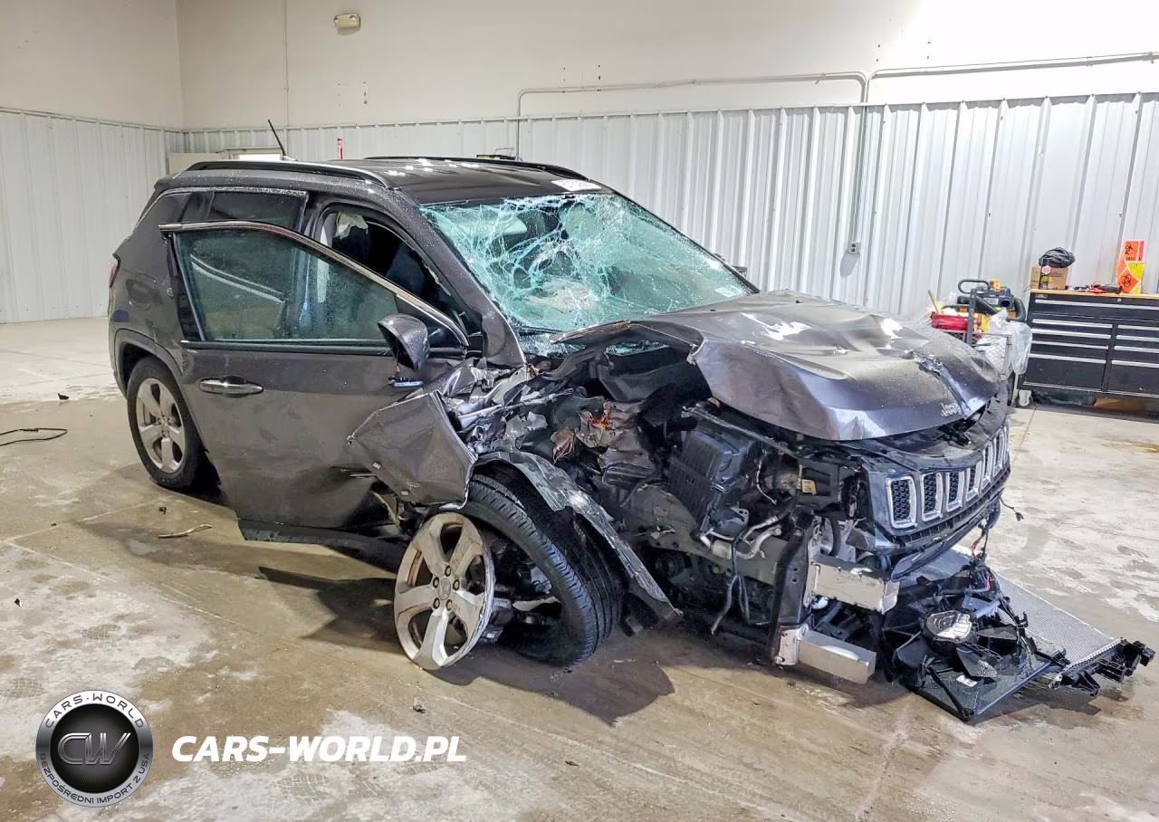 2020 Jeep Compass Latitude VIN:3C4NJDBB7LT229551 - 4