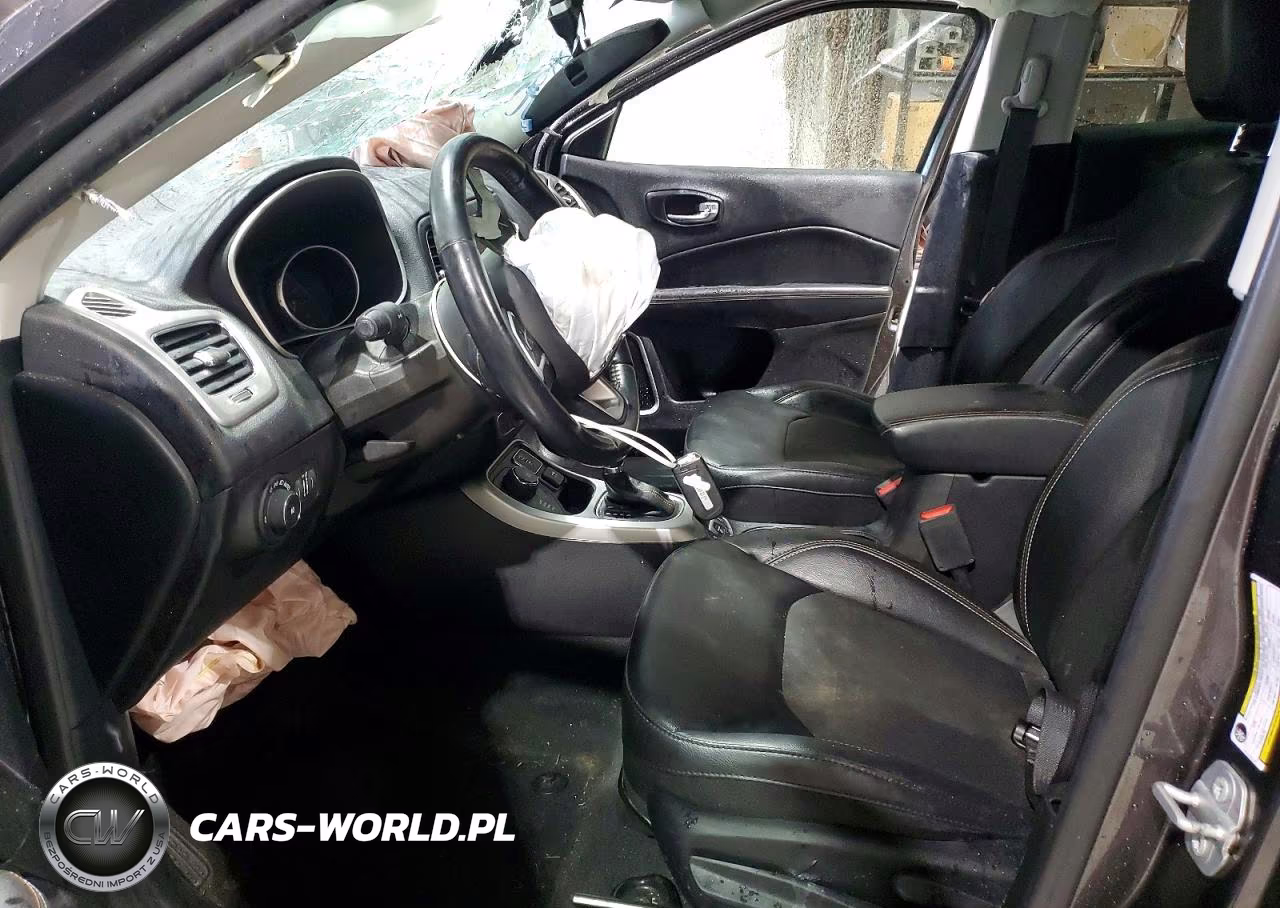2020 Jeep Compass Latitude VIN:3C4NJDBB7LT229551 - 7