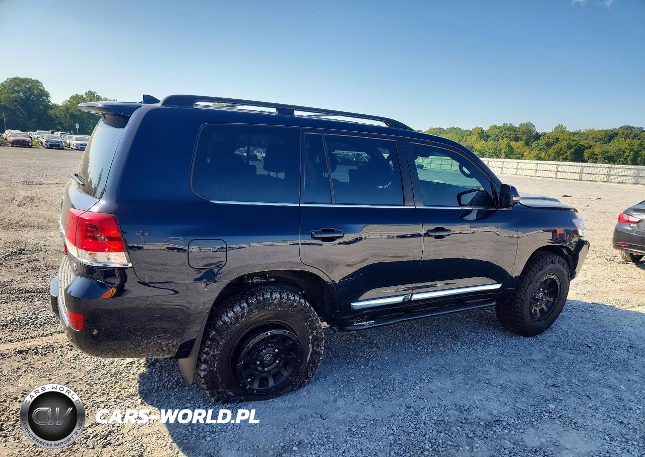 2017 Toyota Land Cruiser Base VIN:JTMCY7AJXH4050804 - 3