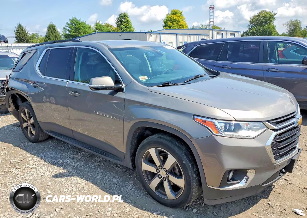 2019 Chevrolet Traverse Lt VIN:1GNERHKW5KJ147589 - 4