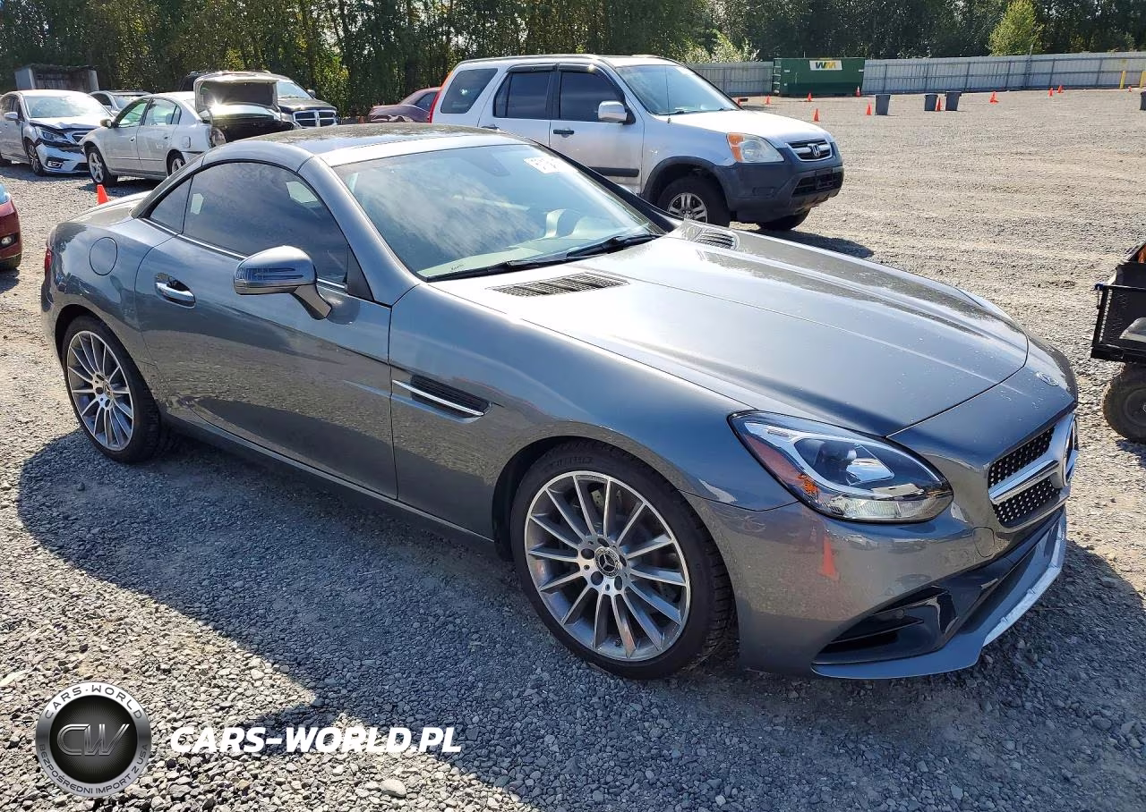 2018 Mercedes-Benz Slc 300 VIN:WDDPK3JA6JF154251 - 4