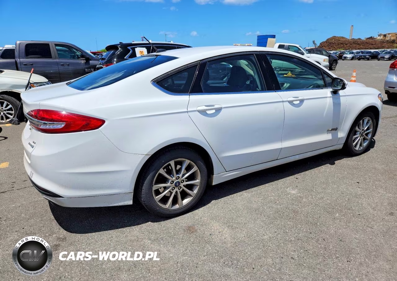 2017 Ford Fusion Se Hybrid VIN:3FA6P0LU3HR295827 - 3