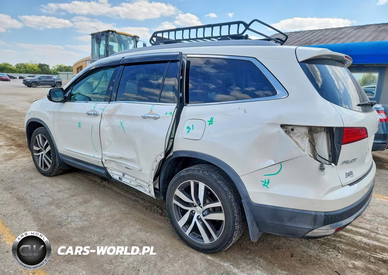 2017 Honda Pilot Touring VIN:5FNYF6H95HB046038 - 2