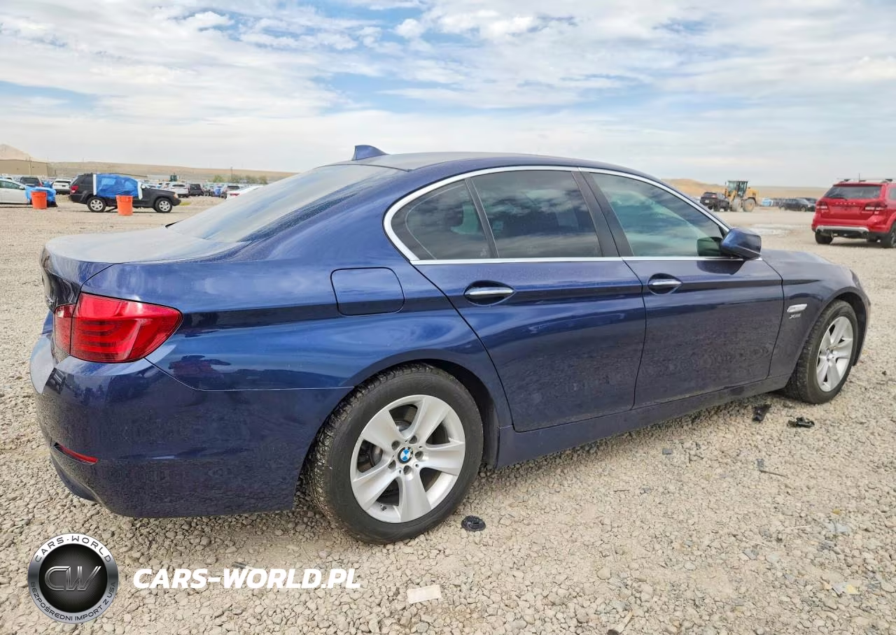 2012 BMW 528 Xi VIN:WBAXH5C55CDW08442 - 3