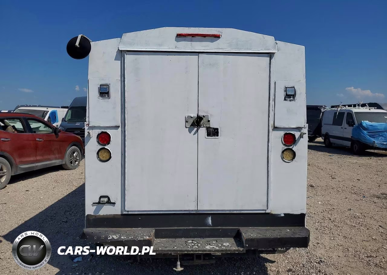 2012 Ford Econoline E350 Super Duty Cutaway Van VIN:1FDSE3FL8CDB37743 - 6