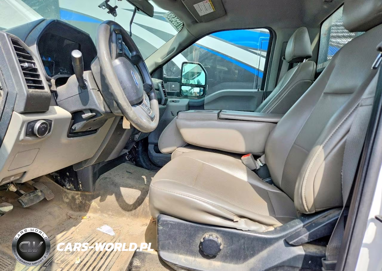 2019 Ford F550 Super Duty VIN:1FDUF5GY4KEF71033 - 7