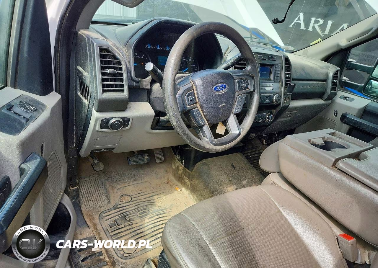 2019 Ford F550 Super Duty VIN:1FDUF5GY4KEF71033 - 8