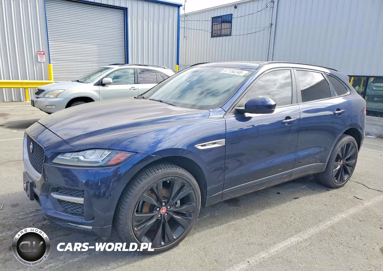 2018 Jaguar F-Pace R - Sport