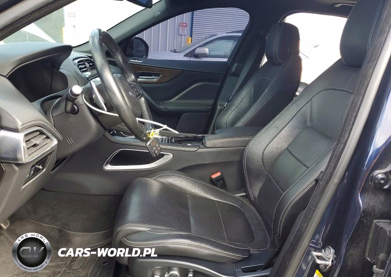 2018 Jaguar F-Pace R - Sport VIN:SADCL2FN5JA298645 - 7