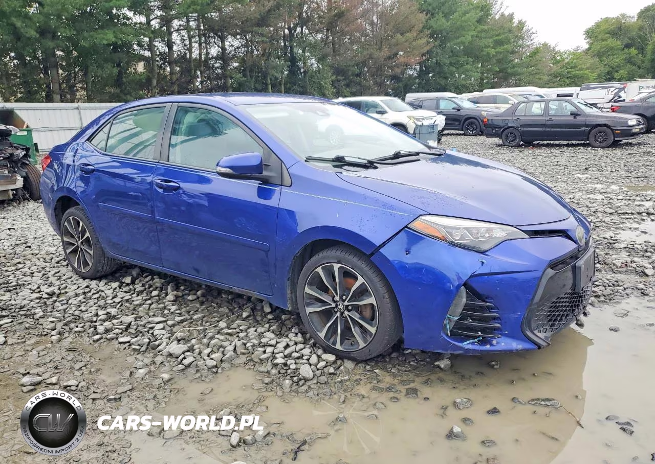 2018 Toyota Corolla Se VIN:2T1BURHE0JC969239 - 4