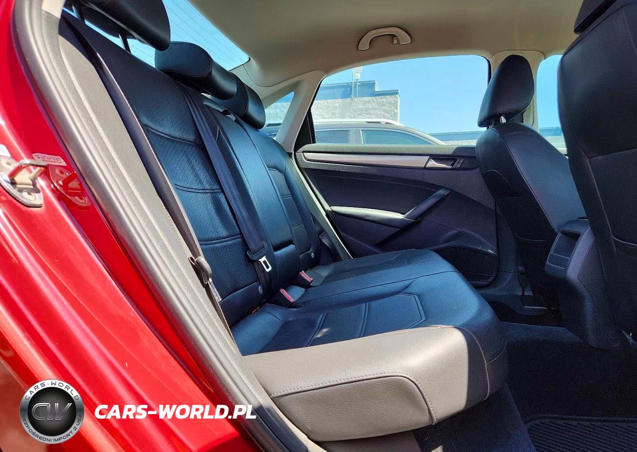 2015 Volkswagen Passat S VIN:1VWAT7A34FC117730 - 10