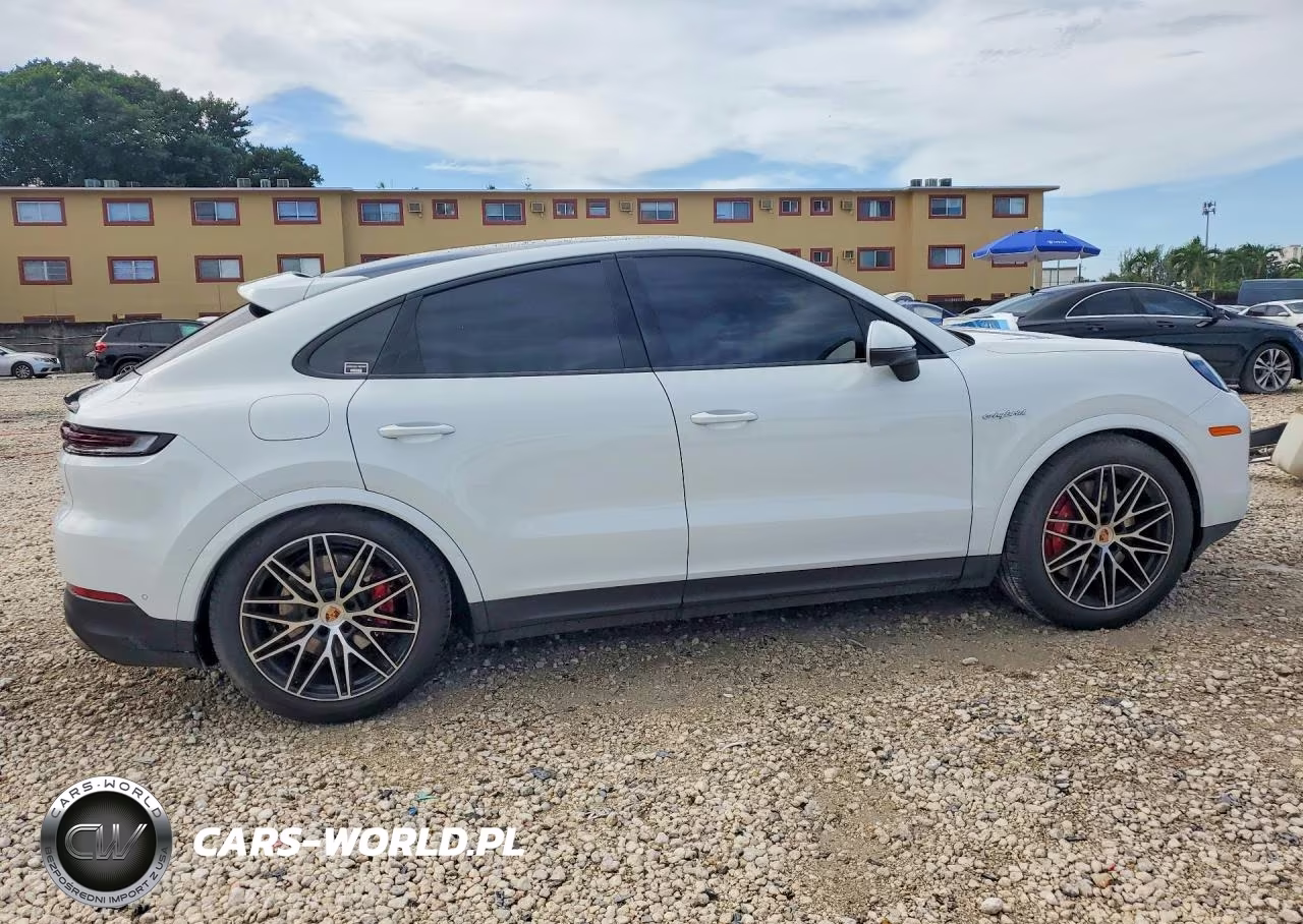 2026 Porsche Cayenne Se Hybrid Coupe VIN:WP1BN2AY7TDA55289 - 3