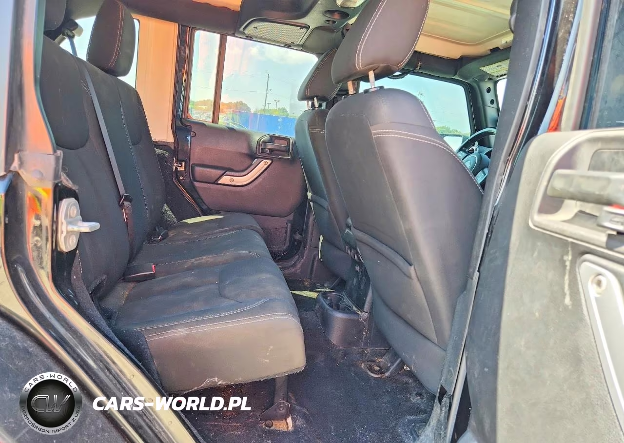 2016 Jeep Wrangler Unlimited Sahara VIN:1C4BJWEG8GL109149 - 11