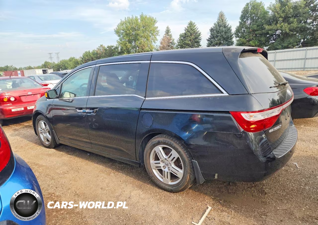 2012 Honda Odyssey Touring VIN:5FNRL5H92CB006290 - 2