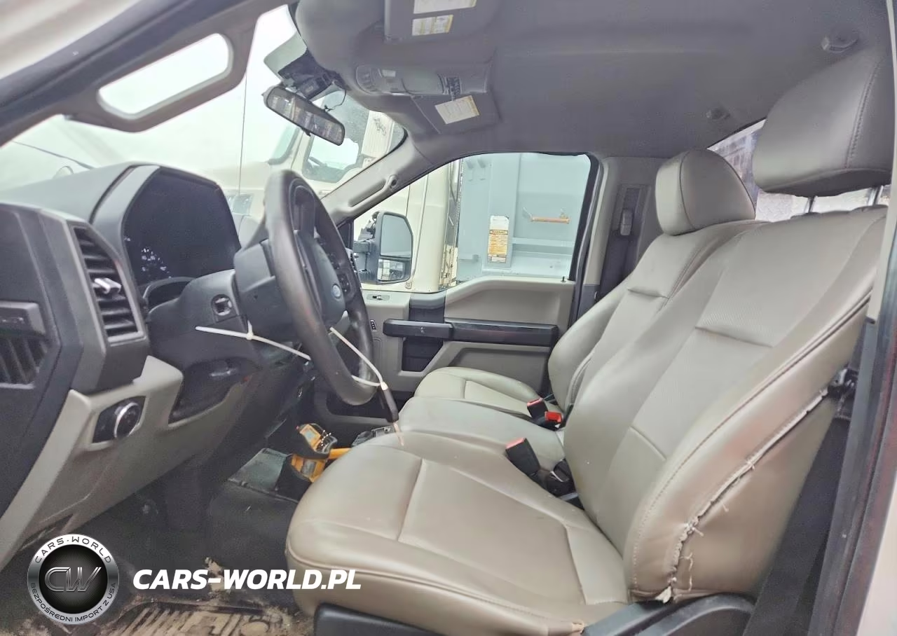 2020 Ford F550 Super Duty Utility - Service Truck VIN:1FDUF5HT6LDA08978 - 7