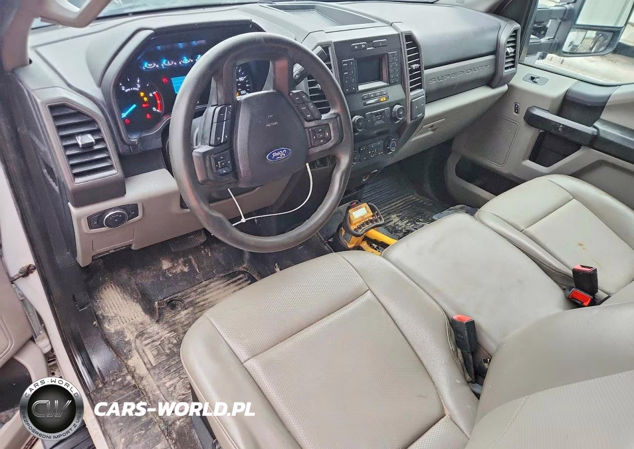2020 Ford F550 Super Duty Utility - Service Truck VIN:1FDUF5HT6LDA08978 - 8