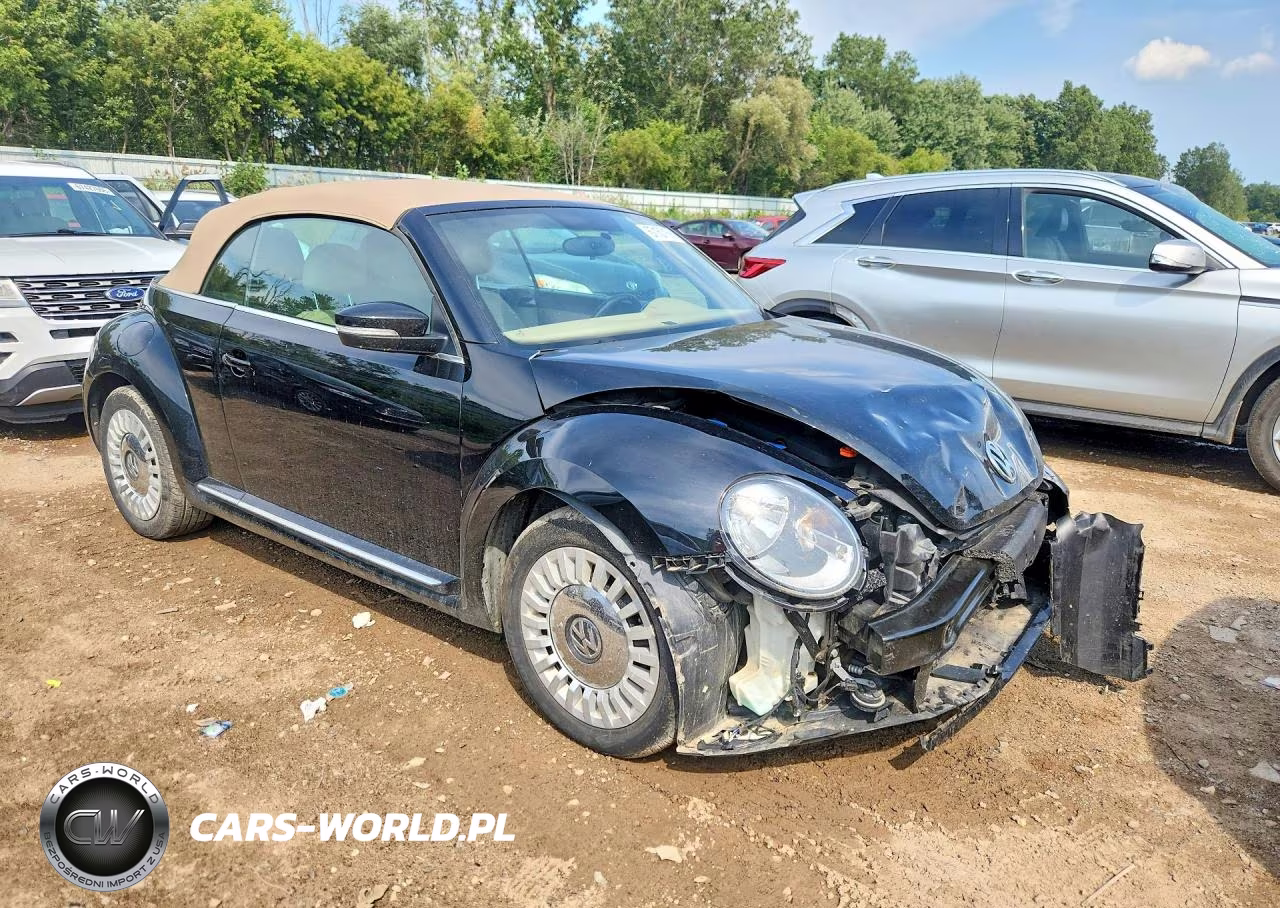 2013 Volkswagen Beetle VIN:3VW5X7AT8DM832916 - 4