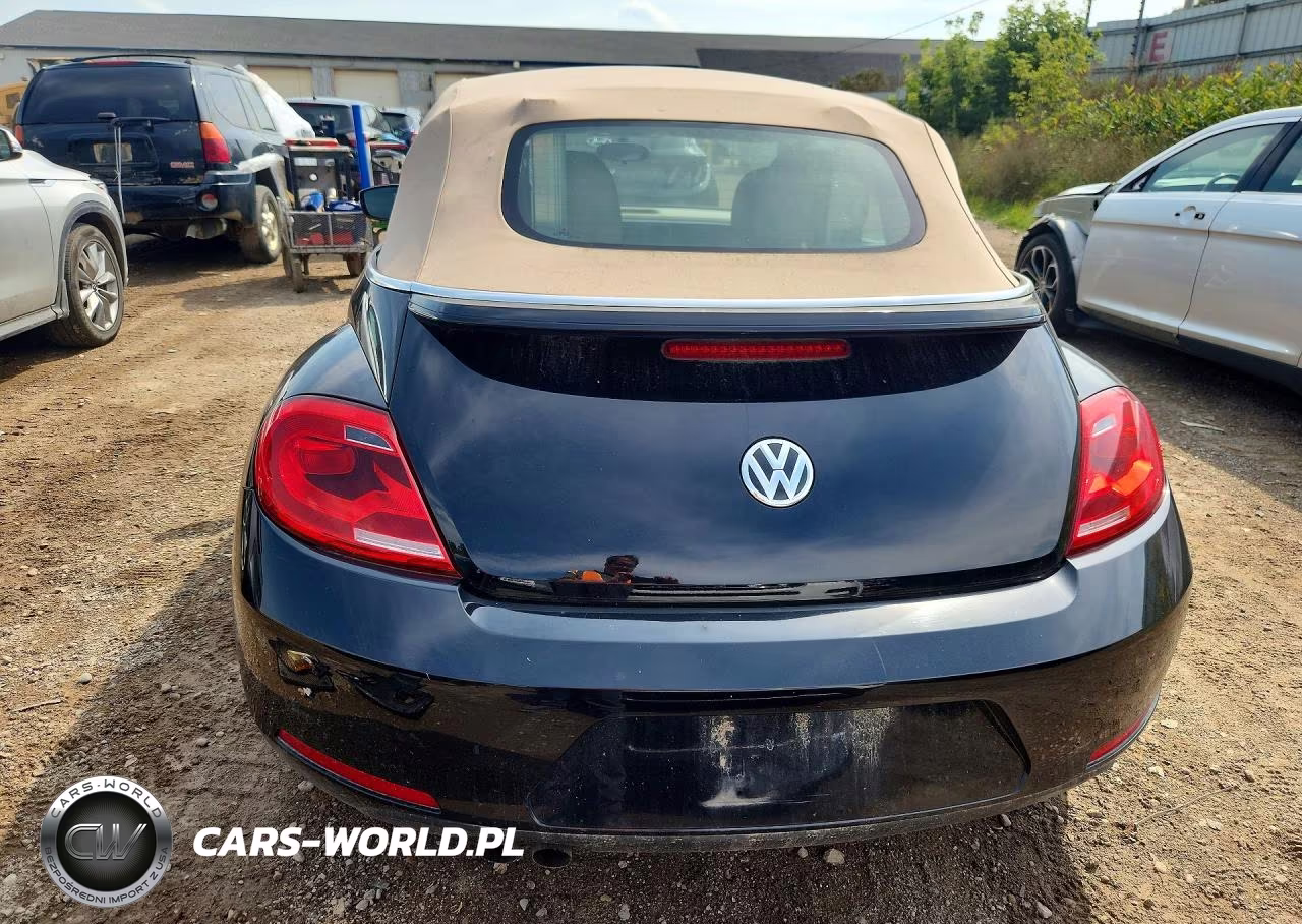 2013 Volkswagen Beetle VIN:3VW5X7AT8DM832916 - 6