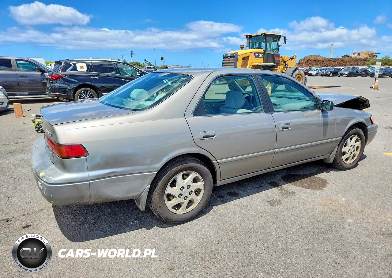 1999 Toyota Camry Le V6 VIN:JT2BF22K8X0156372 - 3
