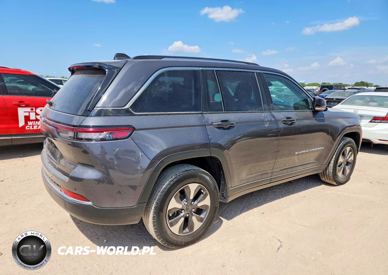 2024 Jeep Grand Cherokee Limited 4Xe VIN:1C4RJYB64RC714648 - 3